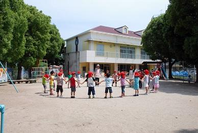 松山認定こども園の保育士のイメージ画像