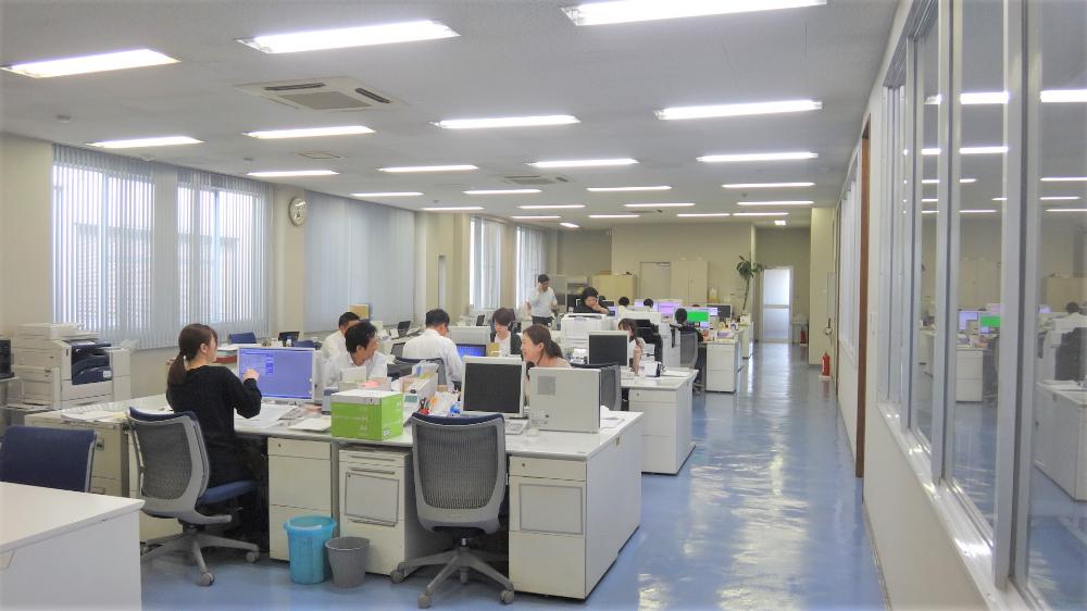 経理・総務 担当社員（総合職）◆◆愛媛県四国中央市　本社勤務◆◆