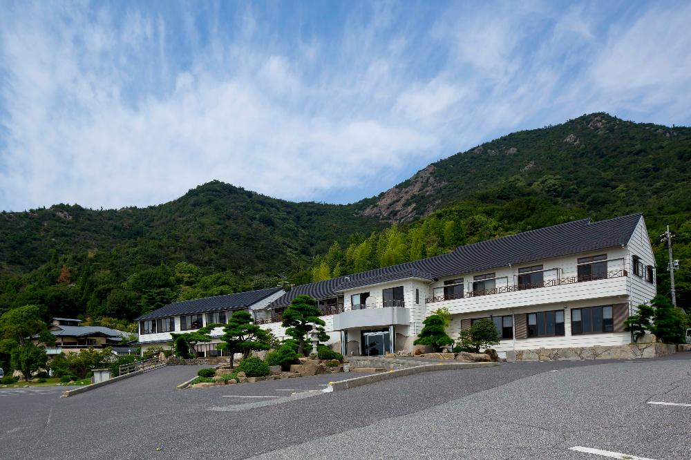 【旅館】仲居スタッフ・ホールスタッフ【正社員】のイメージ画像