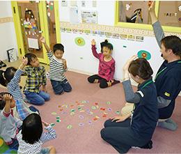 こども英会話教室の先生のイメージ画像