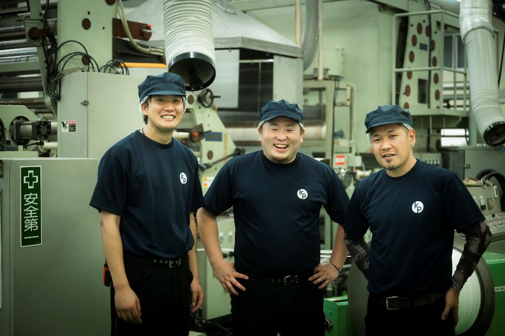 【週替わり２交替制】ラミネート加工機のマシンオペレーター★応募前見学ＯＫ随時受付中★のイメージ画像