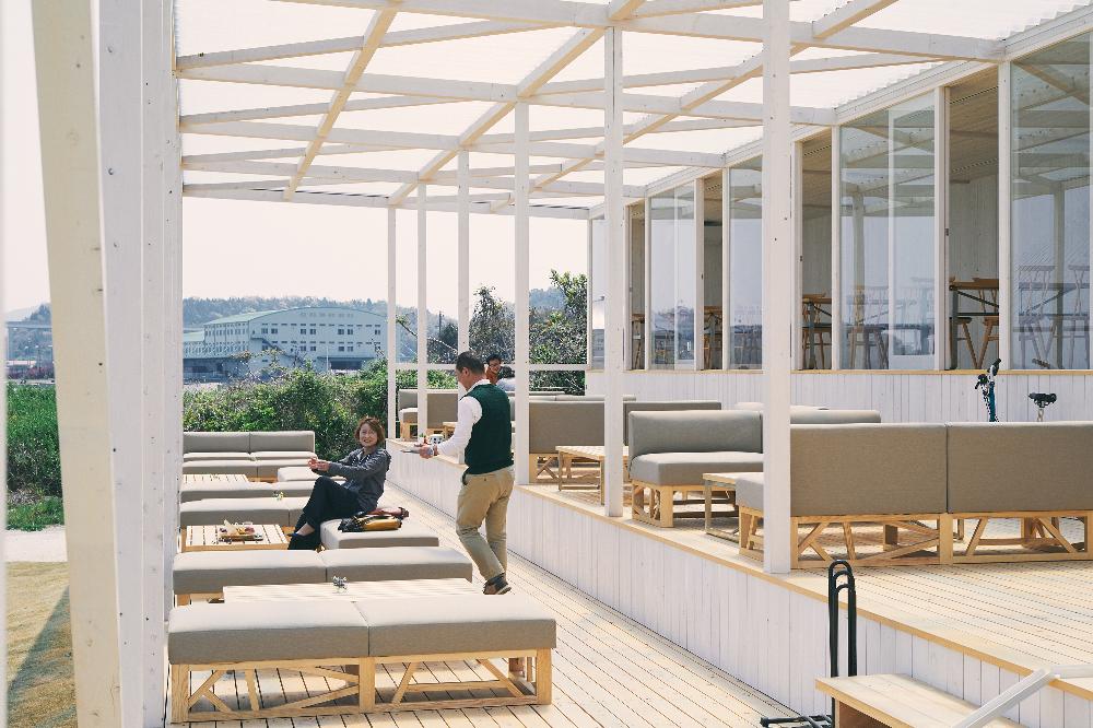 カフェスタッフのイメージ画像