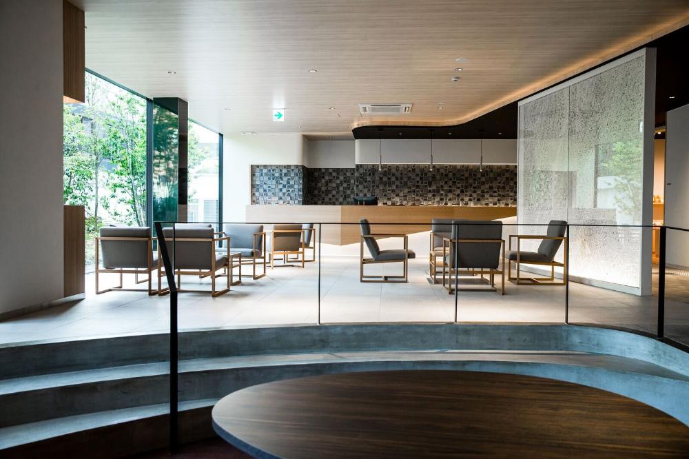 旅行気分で働ける。温泉旅館のフロントサポートスタッフ募集のイメージ画像