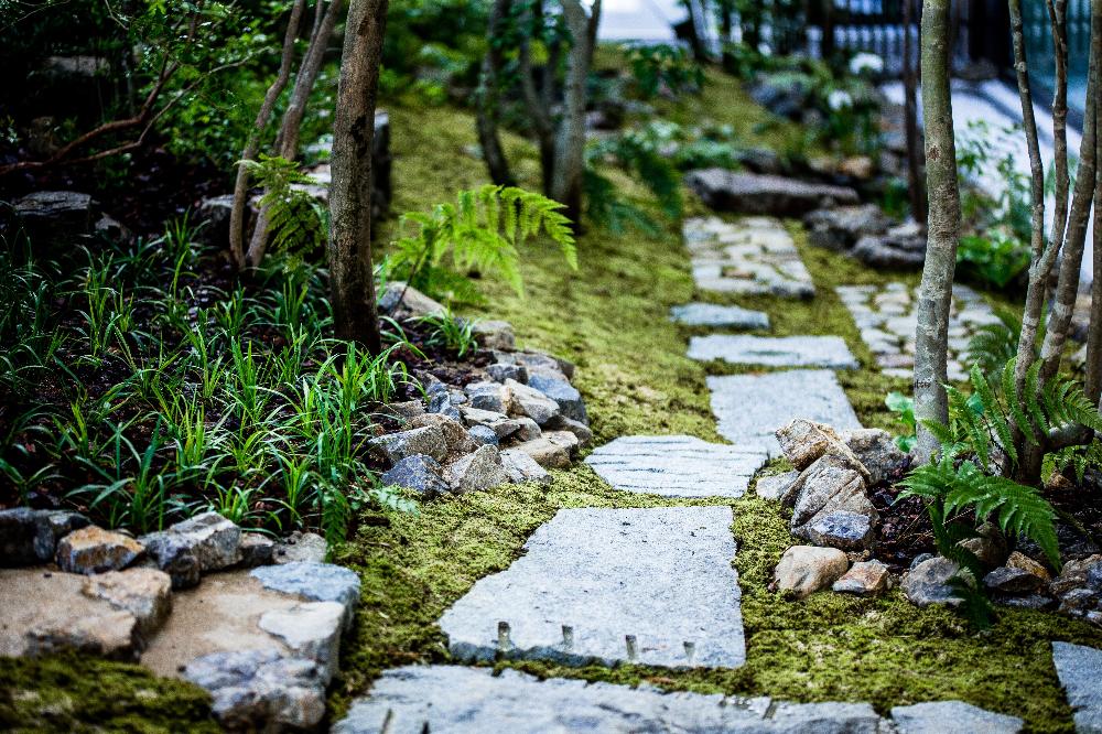 旅行気分で働ける。温泉旅館のフロントサポートスタッフ募集のイメージ画像