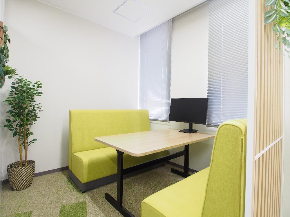 【愛媛県松山市】システムエンジニア・プログラマー◆年休125日／完全土日祝休み／キャリアアップ可能のイメージ画像