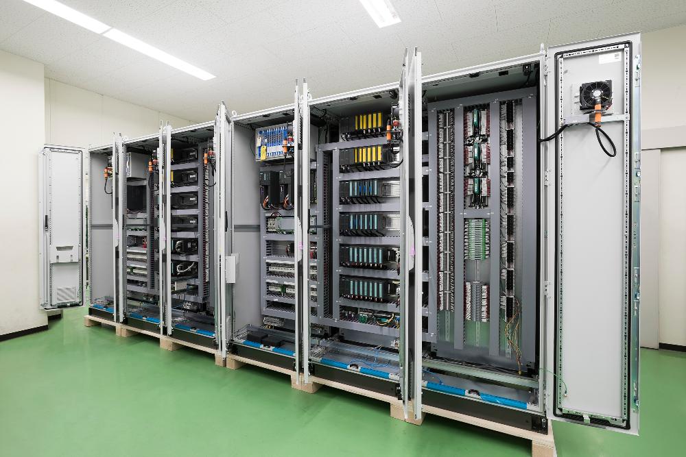 事務系総合職(事務全般)または技術系総合職(製造業務)のイメージ画像